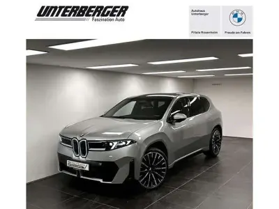 Gebraucht BMW iX3 Sport Line 344 kW (469 PS) 2025 Spacesilber SUV