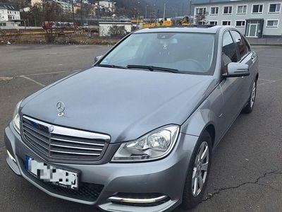 Gebraucht Mercedes C180 156 PS (114 kW) 2011 Grau Limousine