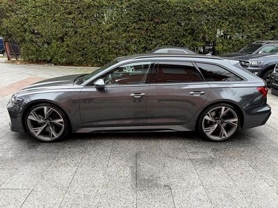 Grau Gebraucht 2022 Audi RS6 Sport Kombi | 67.980 € (Fairer Preis)