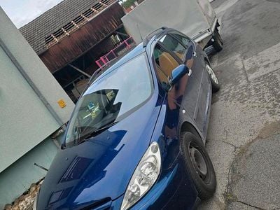 Blau Gebraucht 2003 Peugeot 307 Kombi | 650 €