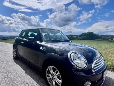 Gebraucht Mini ONE 98 PS (72 kW) 2013 Schwarz Kleinwagen