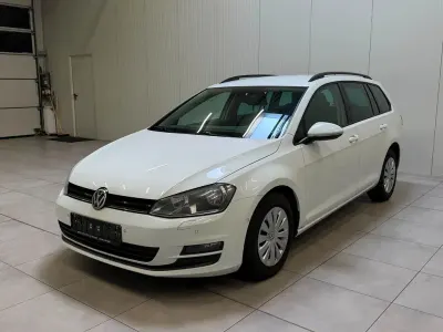 Gebraucht VW Golf VII 105 PS (77 kW) 2013 Weiß Limousine