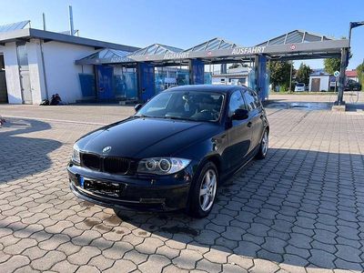 Gebraucht BMW 116 Lifestyle 122 PS (89 kW) 2010 Schwarz Kleinwagen