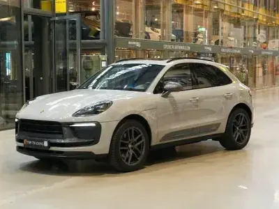 Gebraucht Porsche Macan 265 PS (194 kW) 2024 Grau SUV
