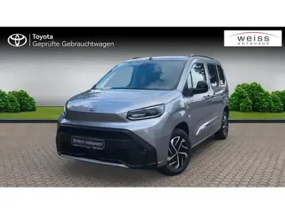 Gebraucht Toyota Proace Verso City 100 kW (137 PS) 2025 Silber Kombi