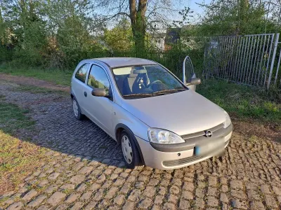 Gebraucht Opel Corsa Eco 58 PS (42 kW) 2002 Silber Kleinwagen