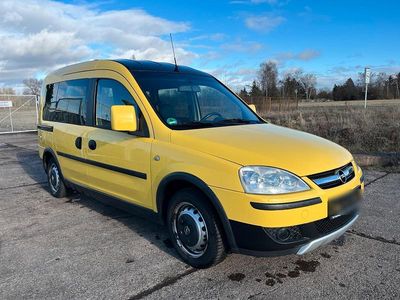 Gebraucht Opel Combo 90 PS (66 kW) 2009 Gelb Van / Kleinbus