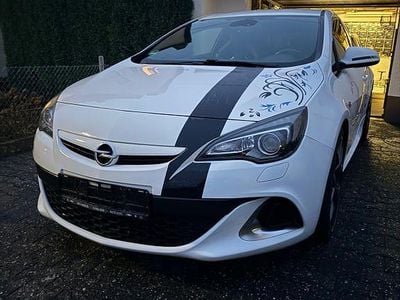 Weiß Gebraucht 2017 Opel Astra OPC Coupé | 17.200 € (Fairer Preis)