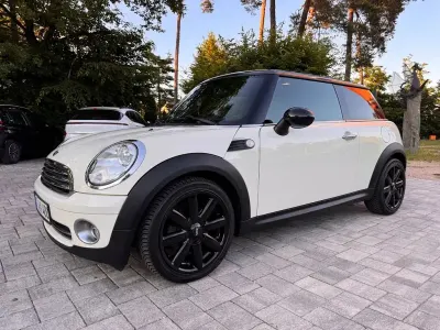 Gebraucht Mini Cooper Pepper 122 PS (89 kW) 2010 Beige Kleinwagen
