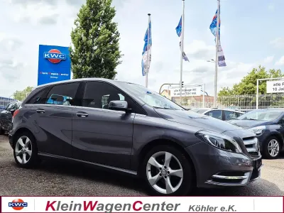 Gebraucht Mercedes B180 109 PS (80 kW) 2013 Grau Kleinwagen