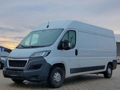 Gebraucht Peugeot Boxer Premium 140 PS (102 kW) 2022 Weiß Van