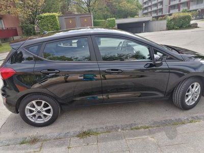gebraucht Ford Fiesta 1,5 TDCi S/S Cool & Connect Cool & Co...