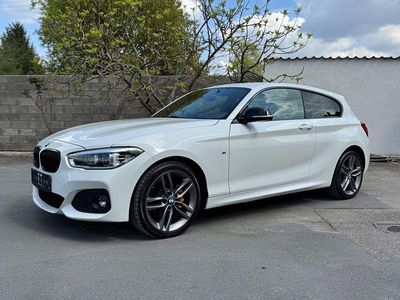Begagnad BMW 120 M Sport 190 HK (139 kW) 2017 Vit Halvkombi