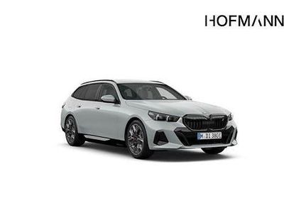 Grau Neu 2025 BMW i5 Comfort Edition Kombi | 73.110 € (Superpreis)