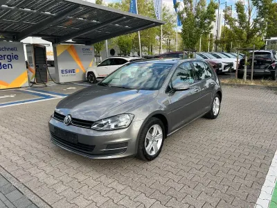 Gebraucht VW Golf VII 125 PS (91 kW) 2016 Grau Limousine
