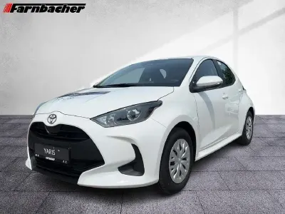 Gebraucht Toyota Yaris Hybrid Business Edition 116 PS (85 kW) 2025 Weiß Limousine