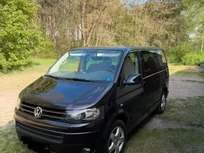 Gebraucht VW T5 140 PS (102 kW) 2013 Violet Van