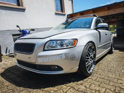 Gebraucht Volvo S40 Momentum 179 PS (131 kW) 2008 Silber Limousine