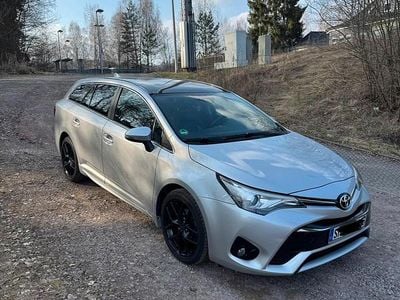 Gebraucht Toyota Avensis 147 PS (108 kW) 2016 Kombi