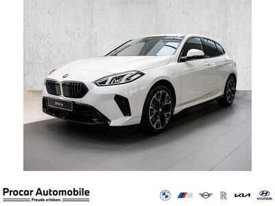 Alpinweiß uni Neu 2025 BMW 116 M Sport Kleinwagen | 30.599 € (Superpreis)