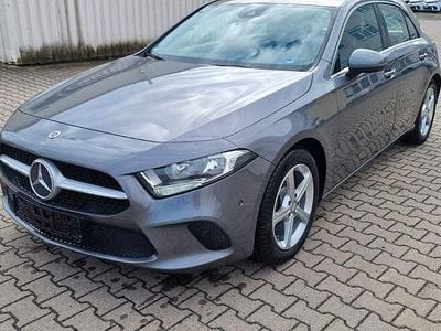 Gebraucht Mercedes A200 163 PS (119 kW) 2018 Grau Limousine