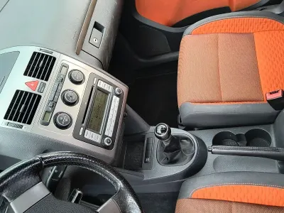 Gebraucht VW Touran 140 PS (102 kW) 2007 Orange Van / Kleinbus