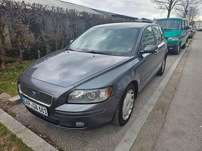 Second-hand Volvo V50 136 CP (100 kW) 2004 Gri Break