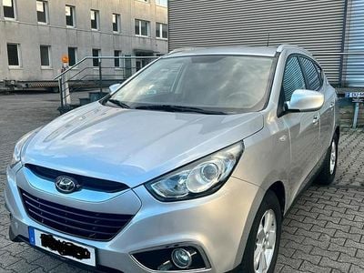 Gebraucht Hyundai ix35 Classic 136 PS (100 kW) 2013 Grau SUV