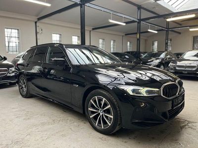 Gebraucht BMW 320e Sport Line 163 PS (119 kW) 2022 Schwarz Kombi
