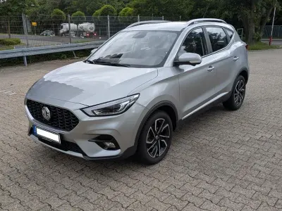 Gebraucht MG ZS Luxury 106 PS (77 kW) 2023 Silber SUV