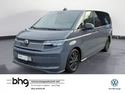 Begagnad VW Multivan Life 150 HK (110 kW) 2024 Grå Minibuss