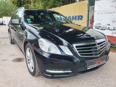 gebraucht Mercedes E220 E-Klasse BlueEfficiency//AUTOMATIK//NAVI