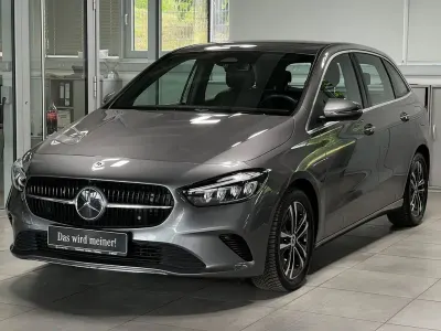 Gebraucht Mercedes B180 Progressive 136 PS (100 kW) 2023 Mountaingrau Kleinwagen
