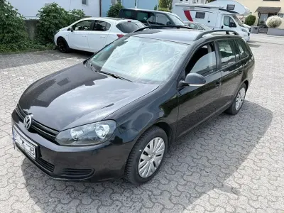 Gebraucht VW Golf VI Comfortline 105 PS (77 kW) 2010 Schwarz Kleinwagen