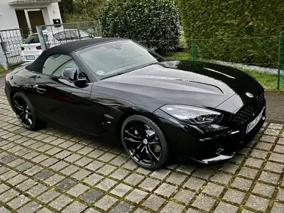 Gebraucht BMW Z4 M Sport 197 PS (144 kW) 2023 Schwarz Cabrio