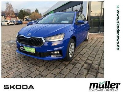 Neu Skoda Fabia Essence 80 PS (58 kW) 2025 Energyblau Limousine