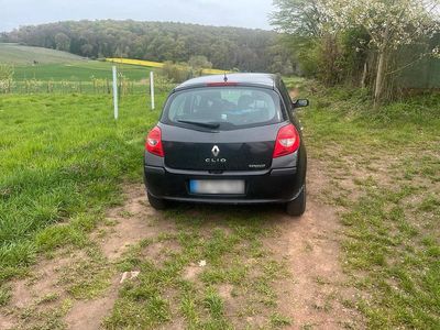 Usata Renault Clio II 88 CV (64 kW) 2006 Nero Berlina