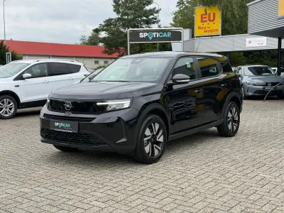 Neu Opel Frontera Edition 83 kW (113 PS) 2025 Karbon schwarz SUV