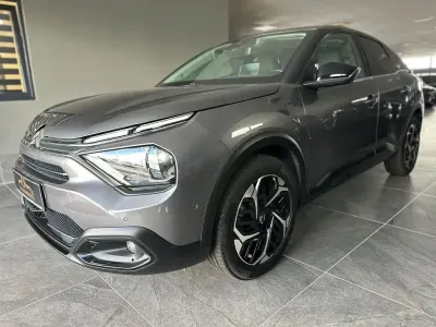 Gebraucht Citroën C4 Shine 131 PS (96 kW) 2022 Grau SUV