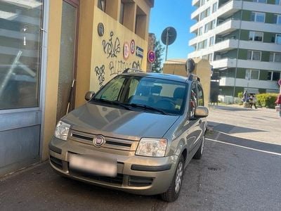 Second-hand Fiat Panda 51 CP (37 kW) 2010 Auriu Hatchback
