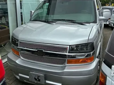 Gebraucht Chevrolet Express 314 PS (230 kW) 2013 Silber Van / Kleinbus