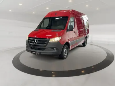 Gebraucht Mercedes Sprinter 170 PS (125 kW) 2024 Rubinrot 88 Van