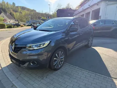 Gebraucht Renault Kadjar Bose Edition 131 PS (96 kW) 2017 Grau SUV