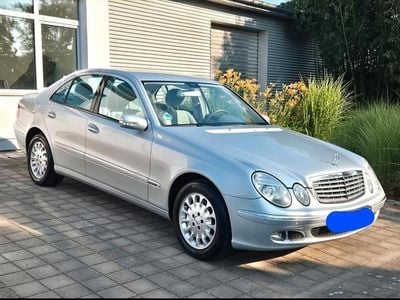 Mercedes E280