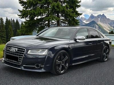 Gebraucht Audi S8 Sport 519 PS (381 kW) 2015 Blau Limousine