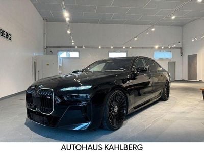 BMW M760e