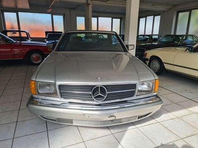 Second-hand Mercedes 500 231 CP (169 kW) 1984 Argintiu Coupe
