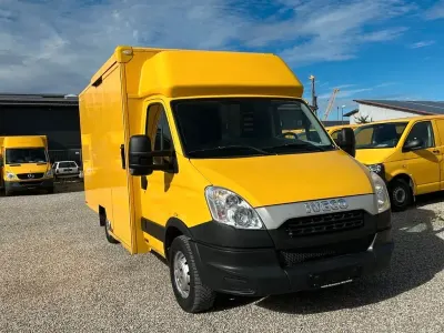 Gebraucht Iveco Daily 106 PS (77 kW) 2013 Gelb Limousine