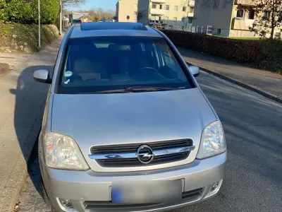 Gebraucht Opel Meriva 101 PS (74 kW) 2003 Silber Van / Kleinbus