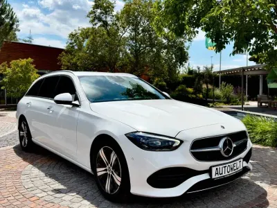 Gebraucht Mercedes C220 197 PS (144 kW) 2023 Weiß Kombi